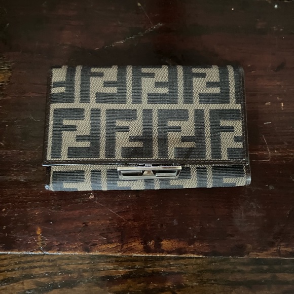 Authentic Fendi Trifold Wallet in Zucca Canvas and Leather Great Condition! - Picture 10 of 15